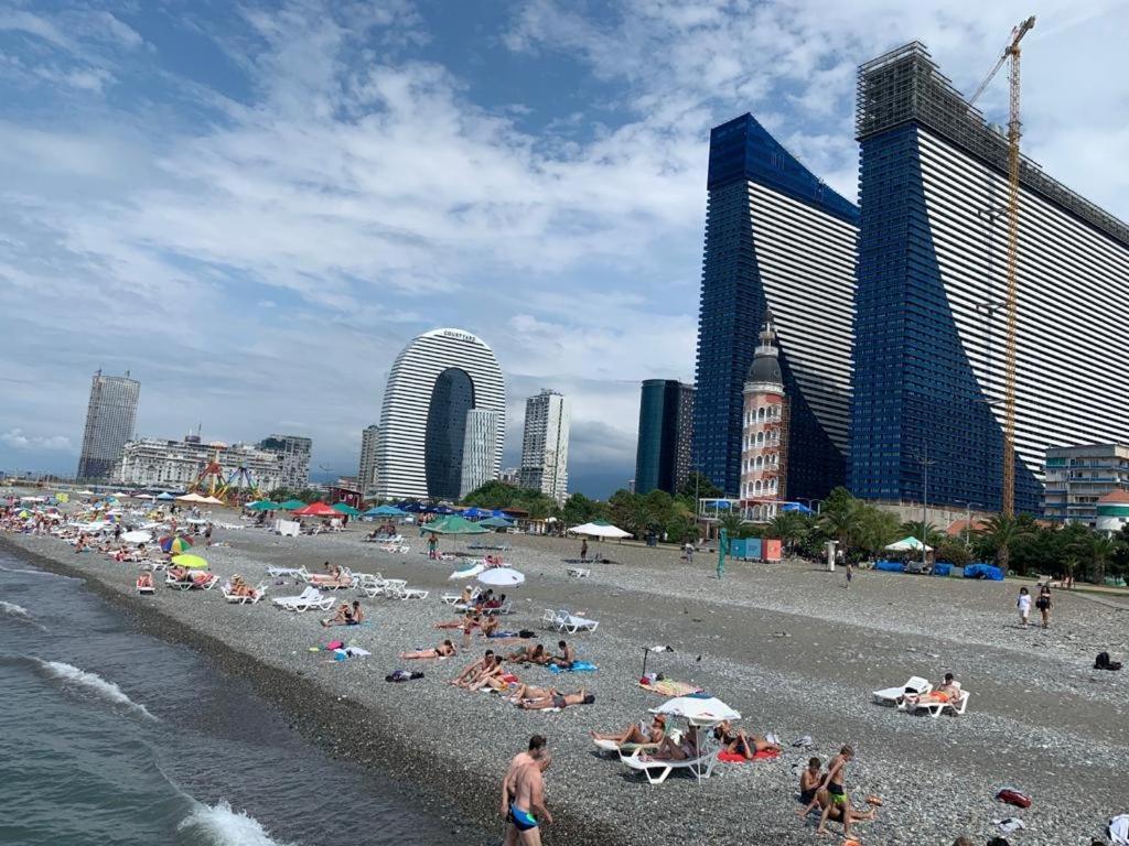 Orbi City Luxury Suit Batumi Kültér fotó