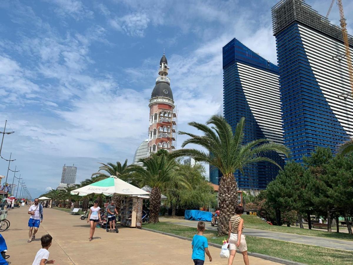 Orbi City Luxury Suit Batumi Kültér fotó